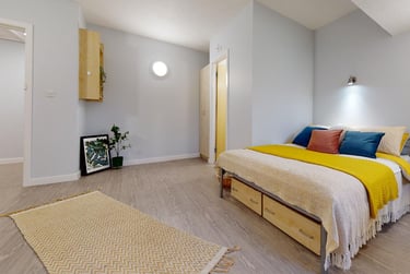 iQ Hayes Wharf Student Halls, Holmes Road, City Centre, Lincoln, LN1 1RF - Image 2